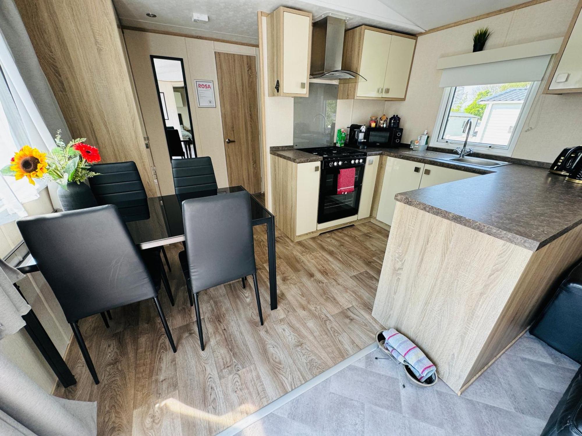 Rosa - Bournemouth Holiday Home Wimborne Minster Exterior photo